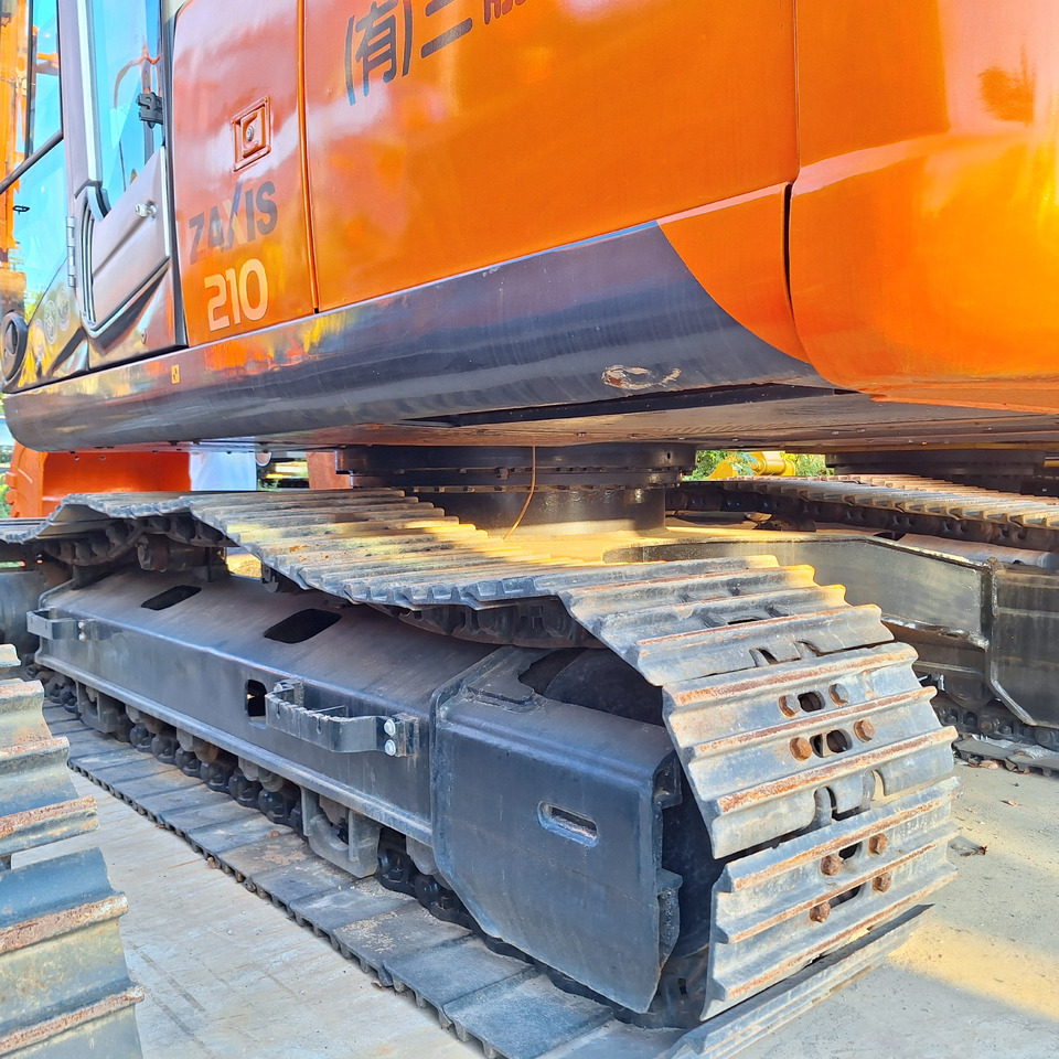 Second hand Hitachi ZX200G excavator - Pelle: photos 4 Second hand Hitachi ZX200G excavator - Pelle: photos 4