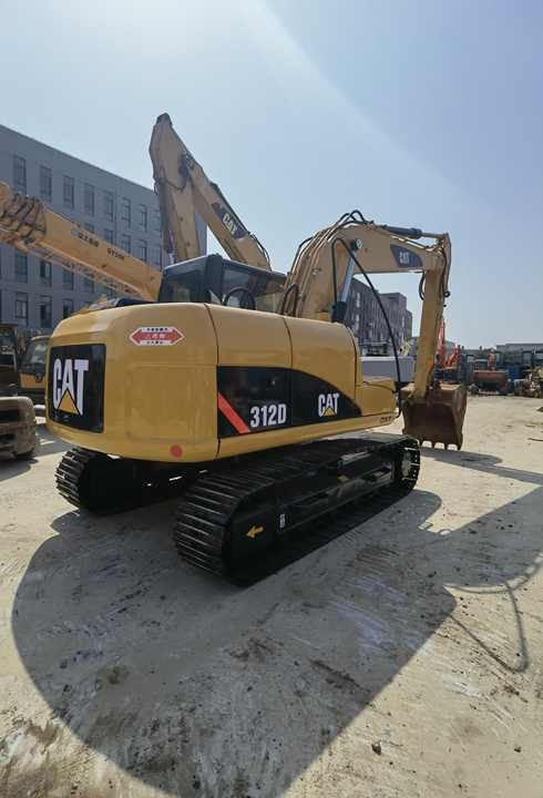 Used CAT 312D2 hydraulic Crawler excavator CATERPILLAR CAT312 second hand hydraulic machinery digger CAT312D on stock - Pelle sur chenille: photos 4 Used CAT 312D2 hydraulic Crawler excavator CATERPILLAR CAT312 second hand hydraulic machinery digger CAT312D on stock - Pelle sur chenille: photos 4