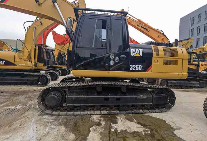 Used Excavator cat 325dl Japanese used excavator cat 325dl with High Quality in Stock for Engineering - Pelle sur chenille: photos 4 Used Excavator cat 325dl Japanese used excavator cat 325dl with High Quality in Stock for Engineering - Pelle sur chenille: photos 4