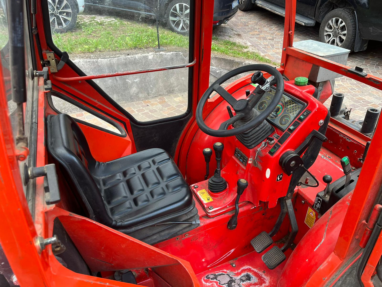 ANTONIO CARRARO TRX 7400 - Tracteur agricole: photos 2 ANTONIO CARRARO TRX 7400 - Tracteur agricole: photos 2