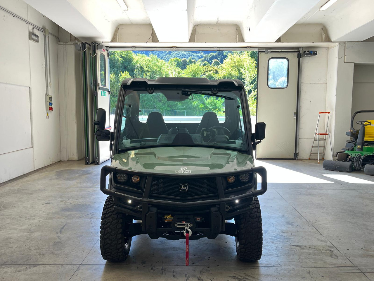 GATOR XUV865M - Quadricycle: photos 4 GATOR XUV865M - Quadricycle: photos 4