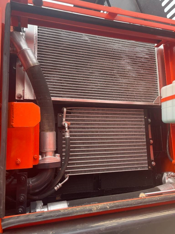 Doosan DX 225 - Pelle sur chenille: photos 5 Doosan DX 225 - Pelle sur chenille: photos 5