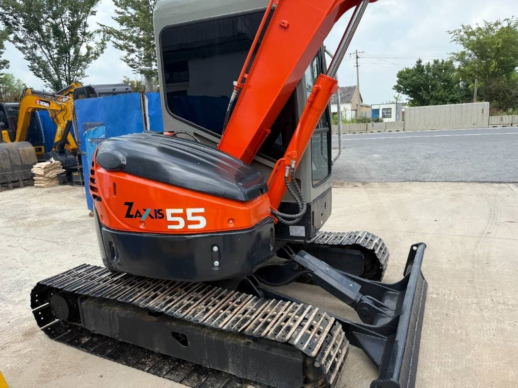 Hitachi ZX 55 - Mini pelle: photos 4 Hitachi ZX 55 - Mini pelle: photos 4