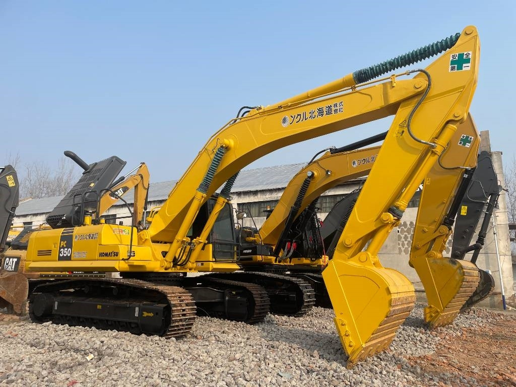Komatsu 350 - Pelle sur chenille: photos 2 Komatsu 350 - Pelle sur chenille: photos 2