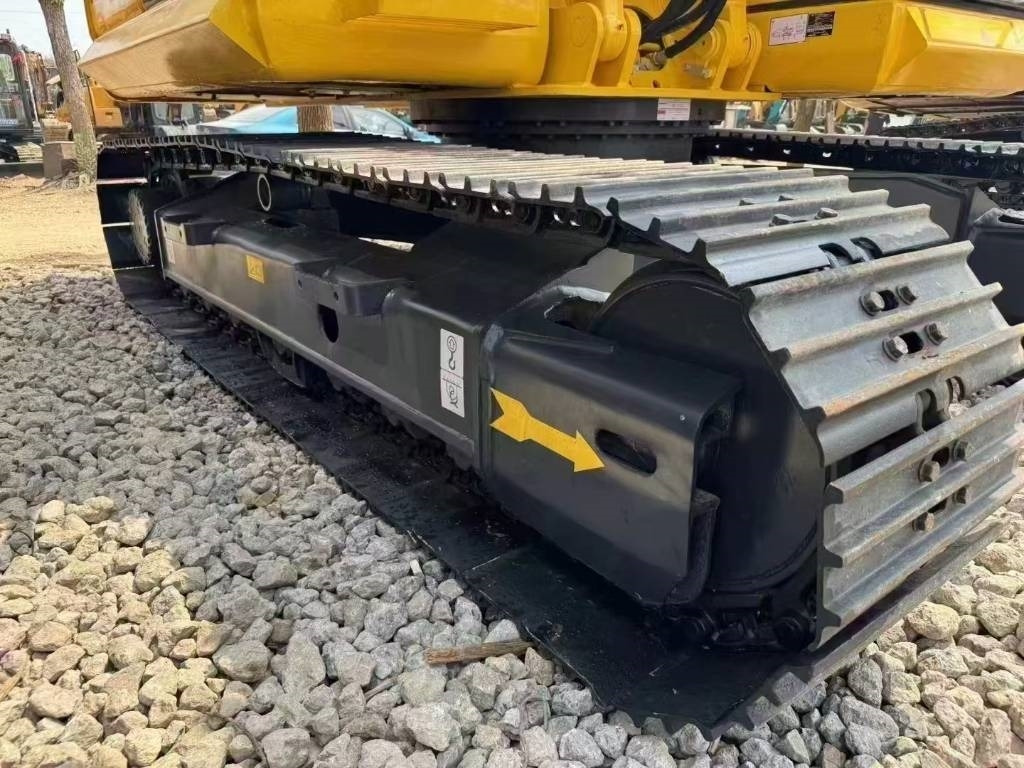 Komatsu PC 130 - Pelle sur chenille: photos 5 Komatsu PC 130 - Pelle sur chenille: photos 5