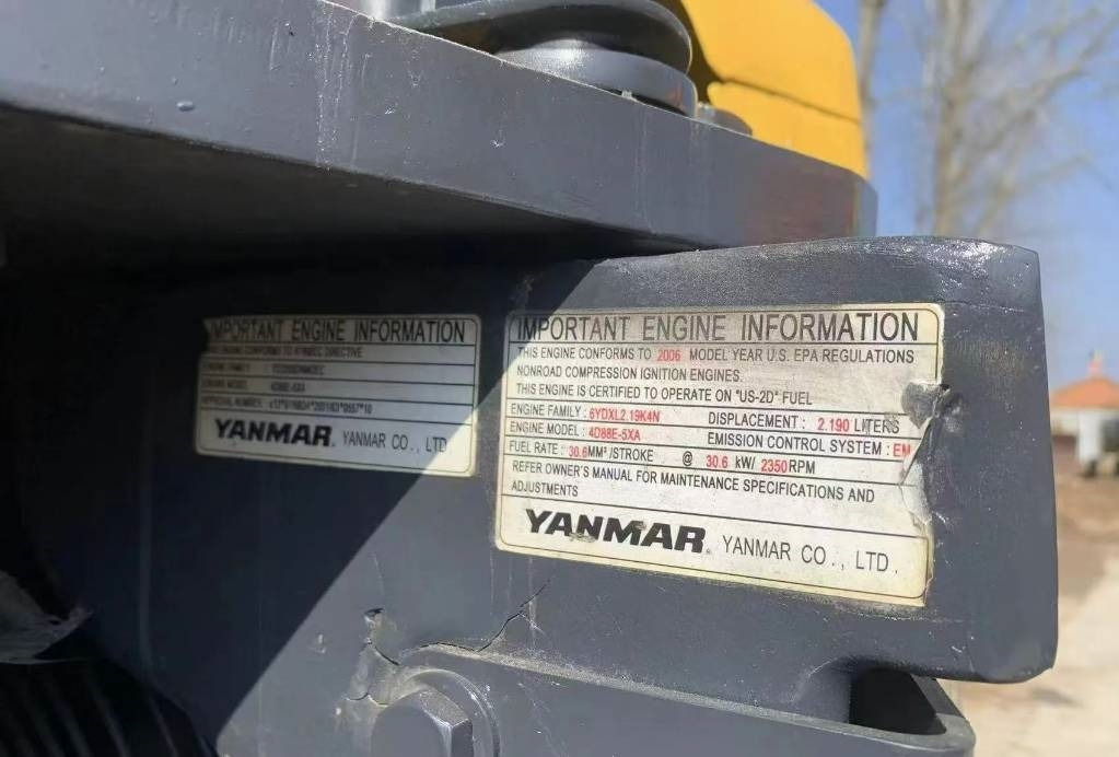 Mini pelle Komatsu PC 55: photos 6