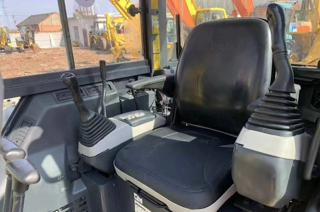 Mini pelle Komatsu PC 55: photos 14