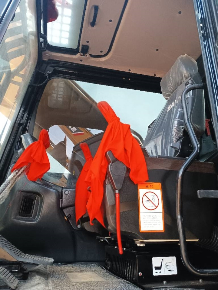 Sany SY 335 - Pelle sur chenille: photos 5 Sany SY 335 - Pelle sur chenille: photos 5