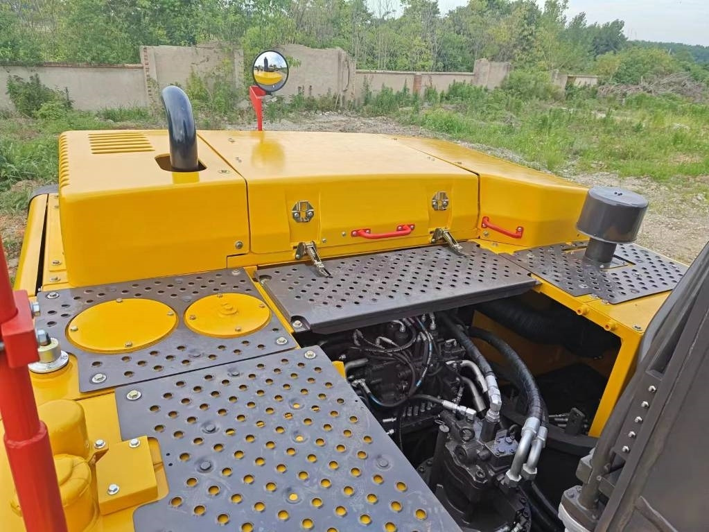 Volvo EC 300 - Pelle sur chenille: photos 3 Volvo EC 300 - Pelle sur chenille: photos 3