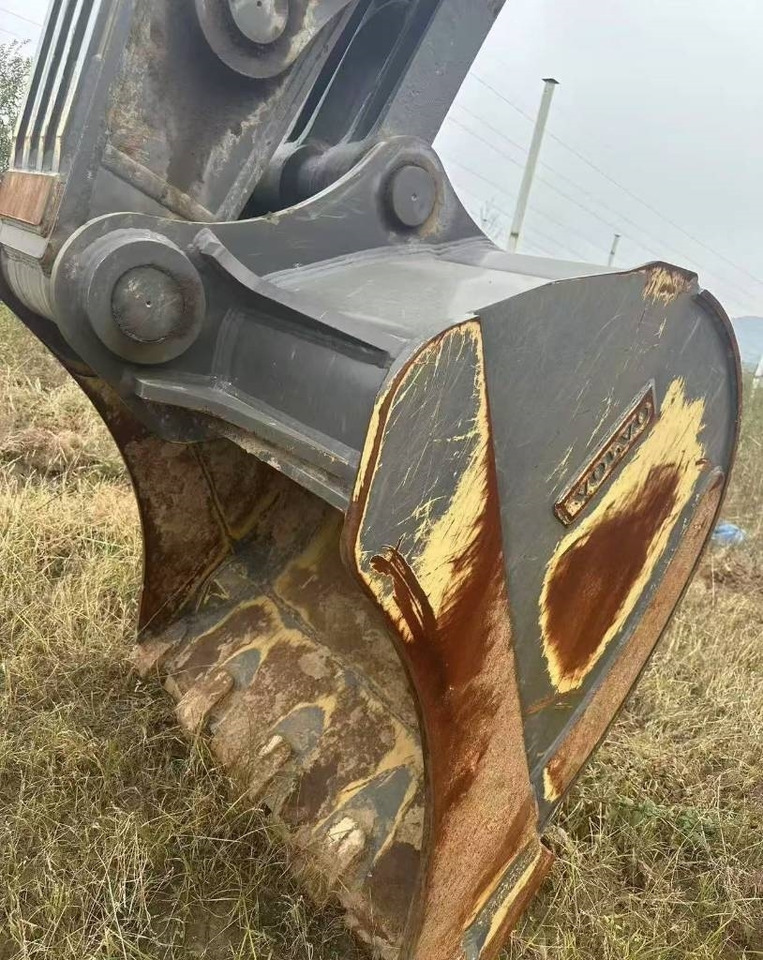 Volvo EC 380 D  - Pelle sur chenille: photos 5 Volvo EC 380 D  - Pelle sur chenille: photos 5