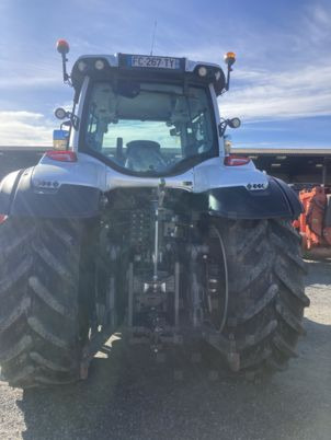 Valtra T154 VERSU - Tracteur agricole: photos 4 Valtra T154 VERSU - Tracteur agricole: photos 4