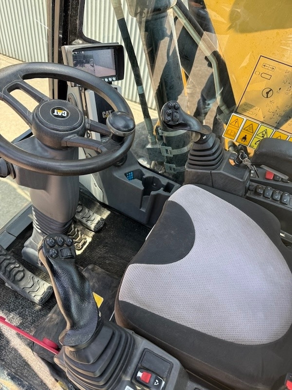 Pelle sur pneus CAT M314F: photos 14