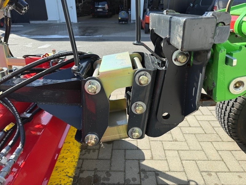 KR Maschinen KM590-1550 - Brosse: photos 5 KR Maschinen KM590-1550 - Brosse: photos 5