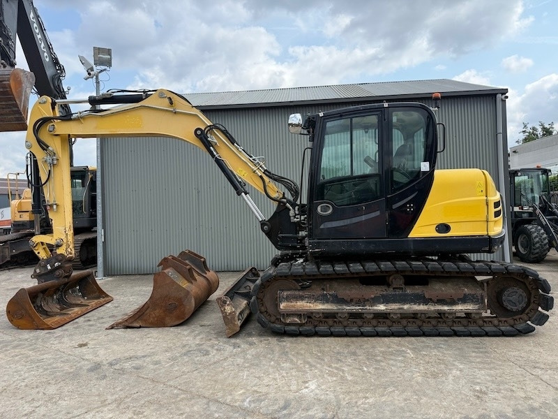 Terex Schaeff TC125 - Pelle sur chenille: photos 1 Terex Schaeff TC125 - Pelle sur chenille: photos 1