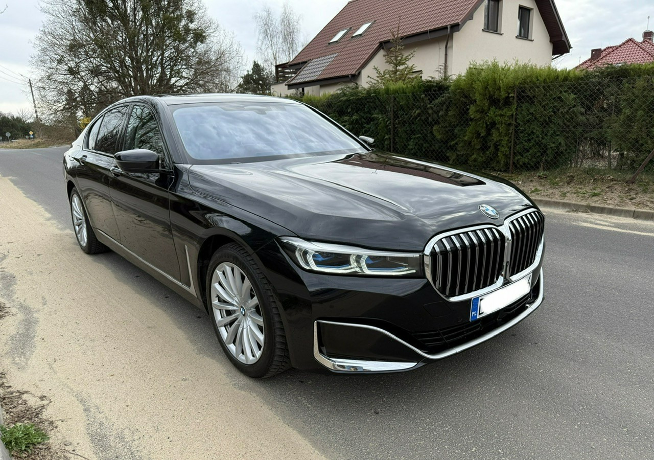 BMW SERIA 7 II (G11/G12) BMW SERIA 7 740d Xdrive 340KM Luxury+Exclusive Masaże Adaptiv Oś Lasery 2022 FV2 - Voiture: photos 1 BMW SERIA 7 II (G11/G12) BMW SERIA 7 740d Xdrive 340KM Luxury+Exclusive Masaże Adaptiv Oś Lasery 2022 FV2 - Voiture: photos 1