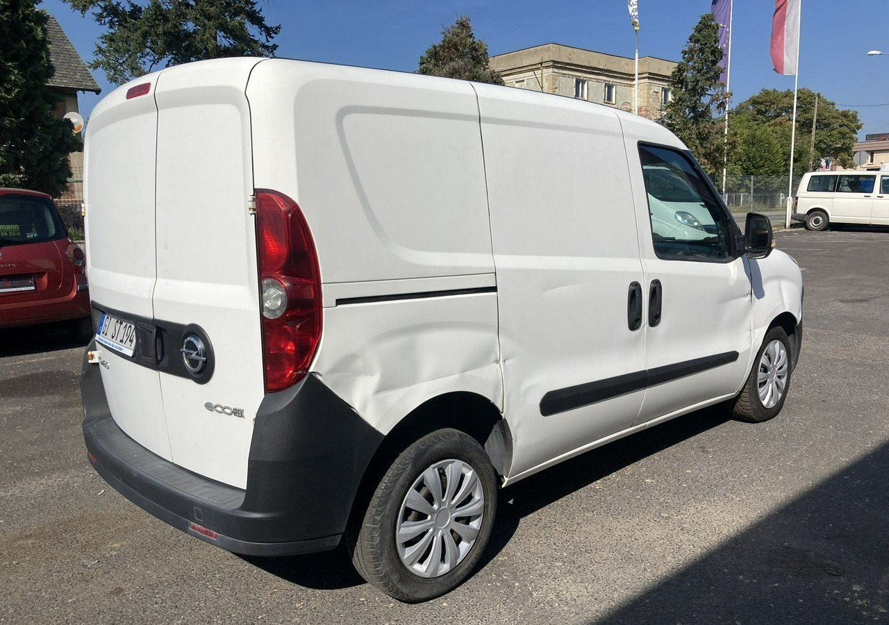 Fourgon utilitaire Fiat Doblo Fiat Doblo 1,3 jtd ECO Flex chłodnia do leków 2013: photos 7 Fourgon utilitaire Fiat Doblo Fiat Doblo 1,3 jtd ECO Flex chłodnia do leków 2013: photos 7