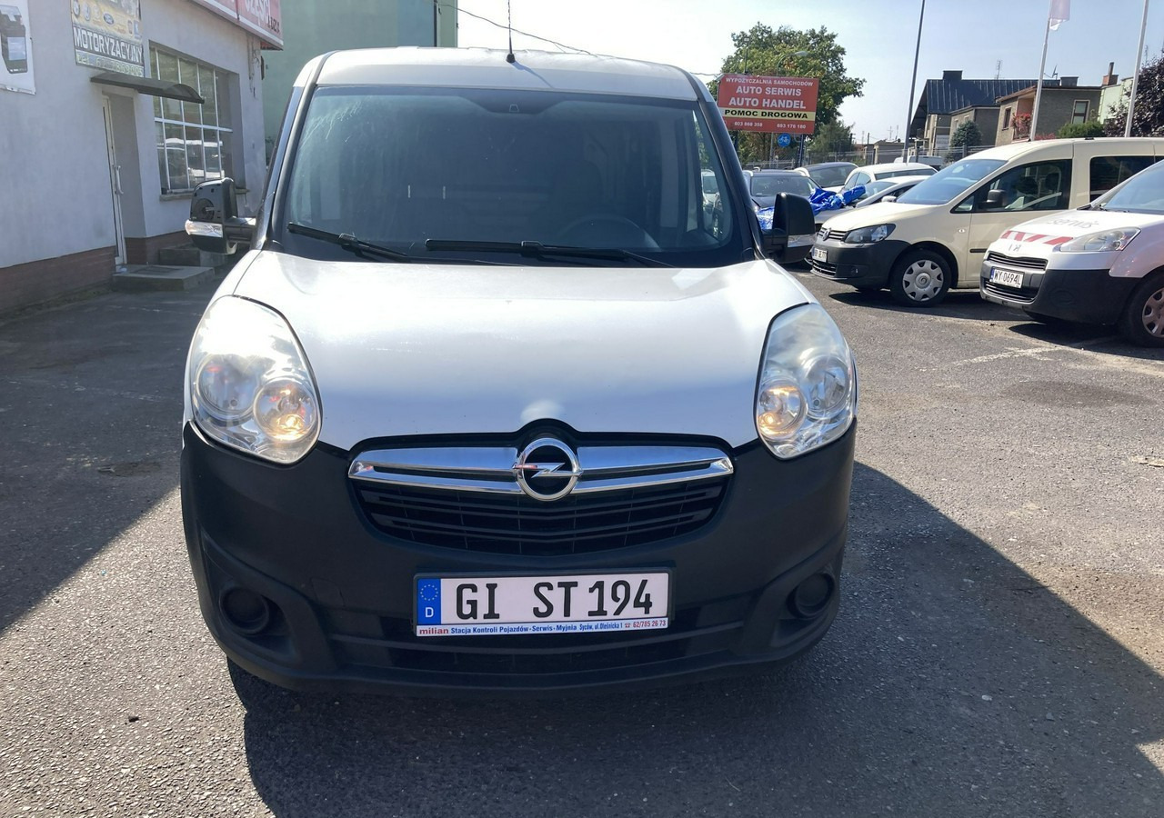 Fourgon utilitaire Fiat Doblo Fiat Doblo 1,3 jtd ECO Flex chłodnia do leków 2013: photos 14 Fourgon utilitaire Fiat Doblo Fiat Doblo 1,3 jtd ECO Flex chłodnia do leków 2013: photos 14