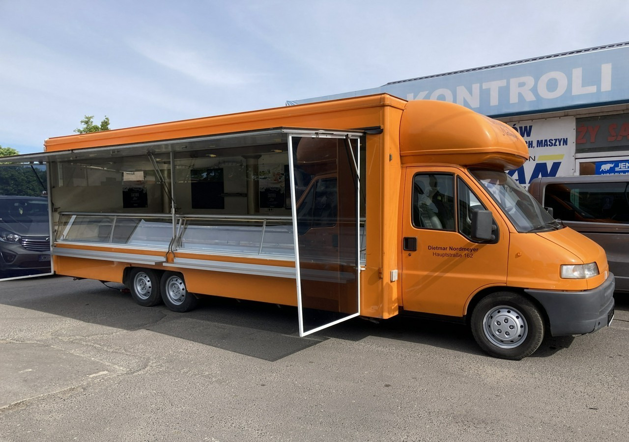 Fiat Ducato Autosklep wędlin Gastronomiczny Food Truck Foodtruck Sklep bar Borco - Camion magasin: photos 3 Fiat Ducato Autosklep wędlin Gastronomiczny Food Truck Foodtruck Sklep bar Borco - Camion magasin: photos 3