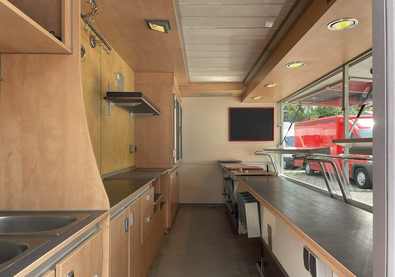Fiat Ducato Ducat Autosklep wędlin Gastronomiczny Food Truck Foodtruck SklepBORC - Camion magasin: photos 3 Fiat Ducato Ducat Autosklep wędlin Gastronomiczny Food Truck Foodtruck SklepBORC - Camion magasin: photos 3