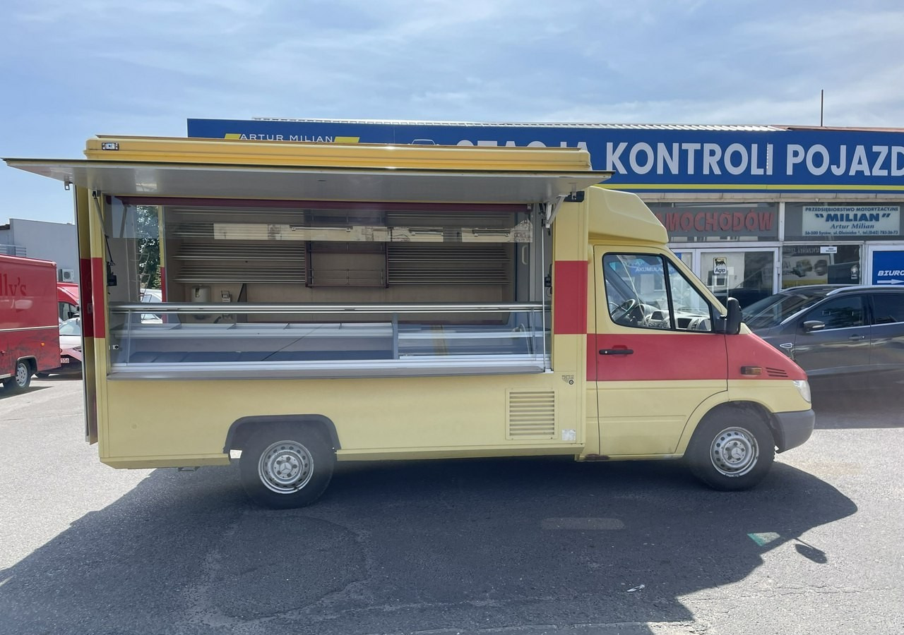 Mercedes-Benz Sprinter Autosklep piec Sklep Gastronomiczny Food Truck Foodtruck bar BORCO20 - Camion magasin: photos 1 Mercedes-Benz Sprinter Autosklep piec Sklep Gastronomiczny Food Truck Foodtruck bar BORCO20 - Camion magasin: photos 1