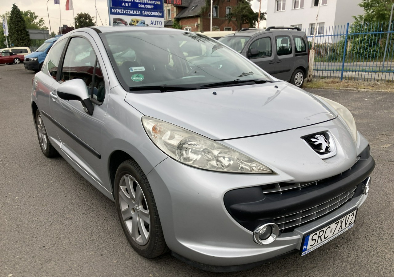 Peugeot 207 Peugeot 207 1.6HDI-16V Klima 2007 - Voiture: photos 1 Peugeot 207 Peugeot 207 1.6HDI-16V Klima 2007 - Voiture: photos 1