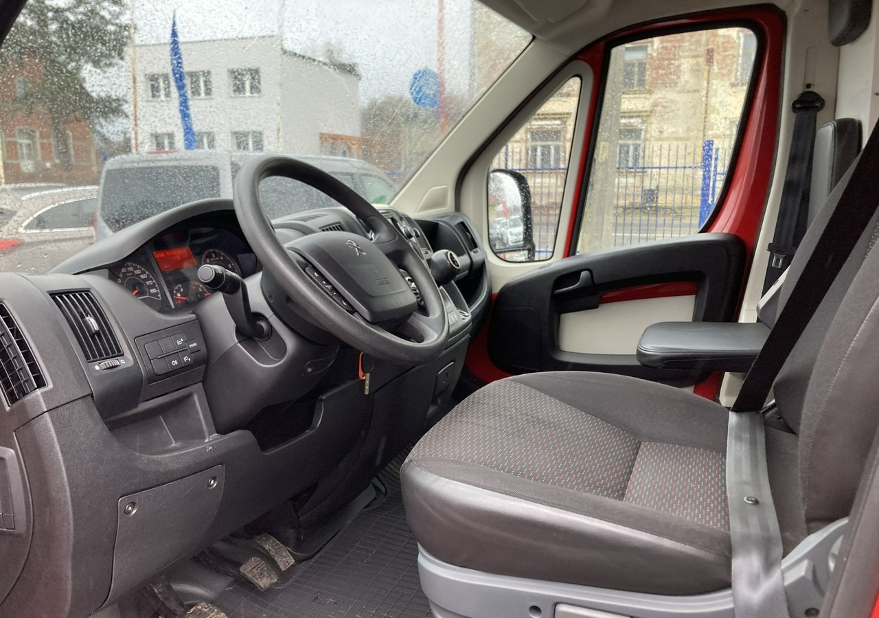 Peugeot Boxer Autosklep pieczywa Gastronomiczny Food Truck Foodtruck sklep 2018 - Camion magasin: photos 4 Peugeot Boxer Autosklep pieczywa Gastronomiczny Food Truck Foodtruck sklep 2018 - Camion magasin: photos 4