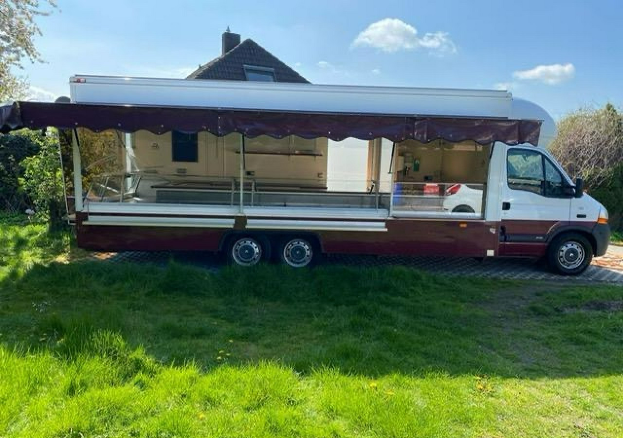 Renault Master Autosklep wędlin Gastronomiczny Food Truck Foodtruck sklep Klima Bor - Camion magasin: photos 1 Renault Master Autosklep wędlin Gastronomiczny Food Truck Foodtruck sklep Klima Bor - Camion magasin: photos 1