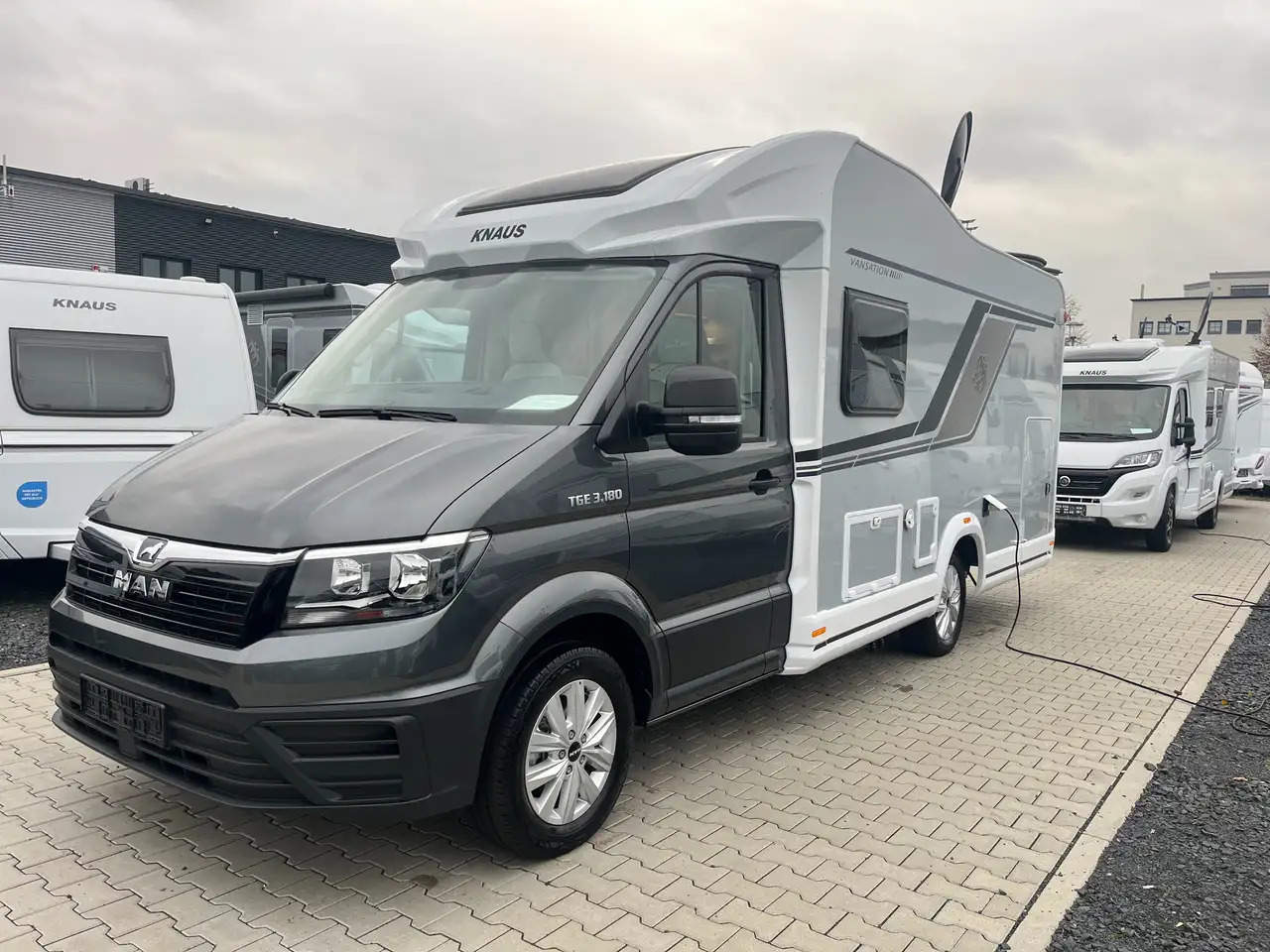 Knaus VAN WAVE 640 MEG VANSATION - Camping-car profilé: photos 1 Knaus VAN WAVE 640 MEG VANSATION - Camping-car profilé: photos 1