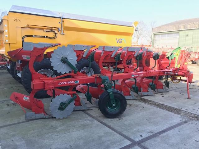 Vogel & Noot 6 schaar wentelploeg - Charrue: photos 3 Vogel & Noot 6 schaar wentelploeg - Charrue: photos 3