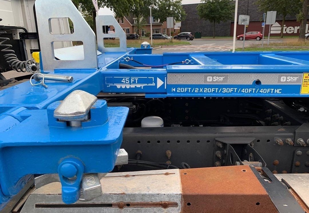 Star Yagcilar Telescopic container carrier - Semi-remorque porte-conteneur/ Caisse mobile: photos 3 Star Yagcilar Telescopic container carrier - Semi-remorque porte-conteneur/ Caisse mobile: photos 3