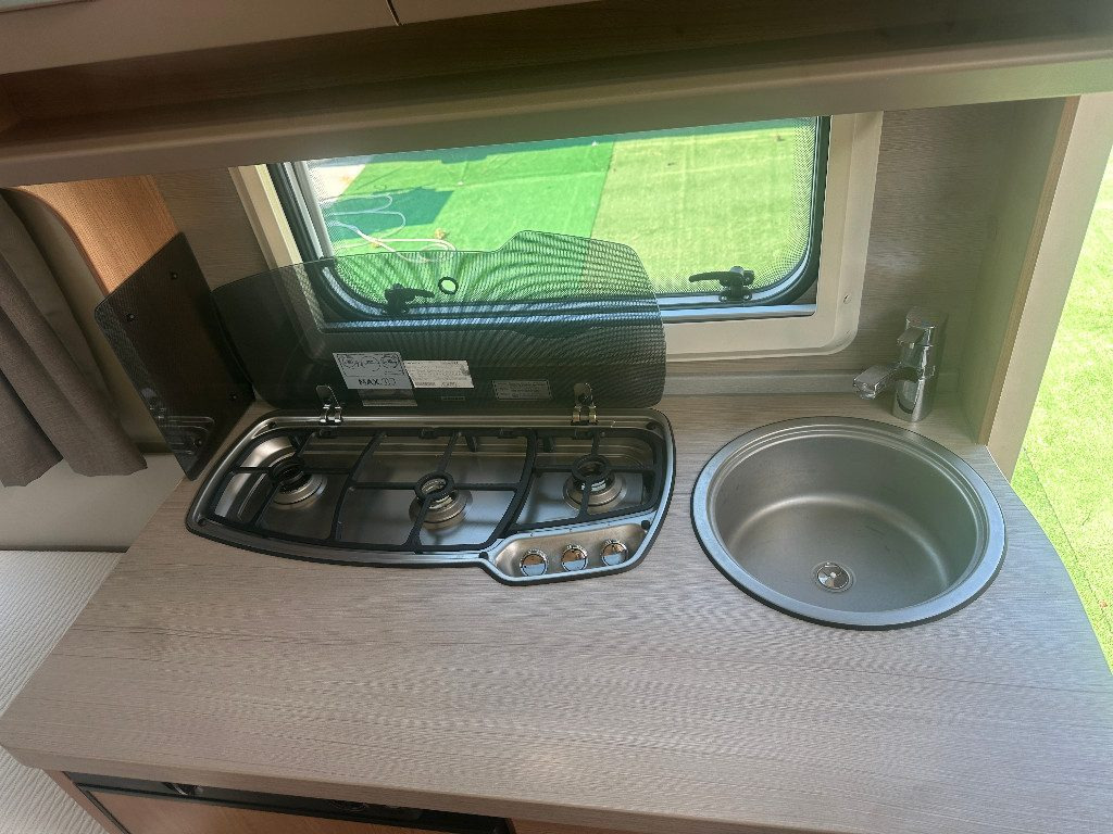 KNAUS 460 EU - Caravane: photos 5 KNAUS 460 EU - Caravane: photos 5