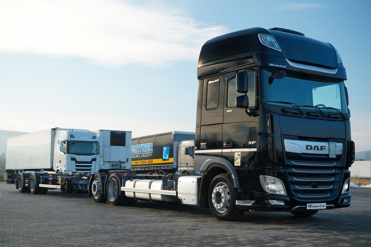 DAF XF 480 / BDF / 6X2 / ZESTAW TANDEM / SSC / I-PAR - Camion porte-conteneur/ Caisse mobile: photos 4 DAF XF 480 / BDF / 6X2 / ZESTAW TANDEM / SSC / I-PAR - Camion porte-conteneur/ Caisse mobile: photos 4