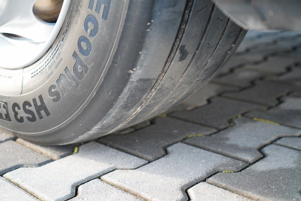 Camion porte-conteneur/ Caisse mobile DAF XF 480 / BDF / 6X2 / ZESTAW TANDEM / SSC / I-PAR: photos 16 Camion porte-conteneur/ Caisse mobile DAF XF 480 / BDF / 6X2 / ZESTAW TANDEM / SSC / I-PAR: photos 16