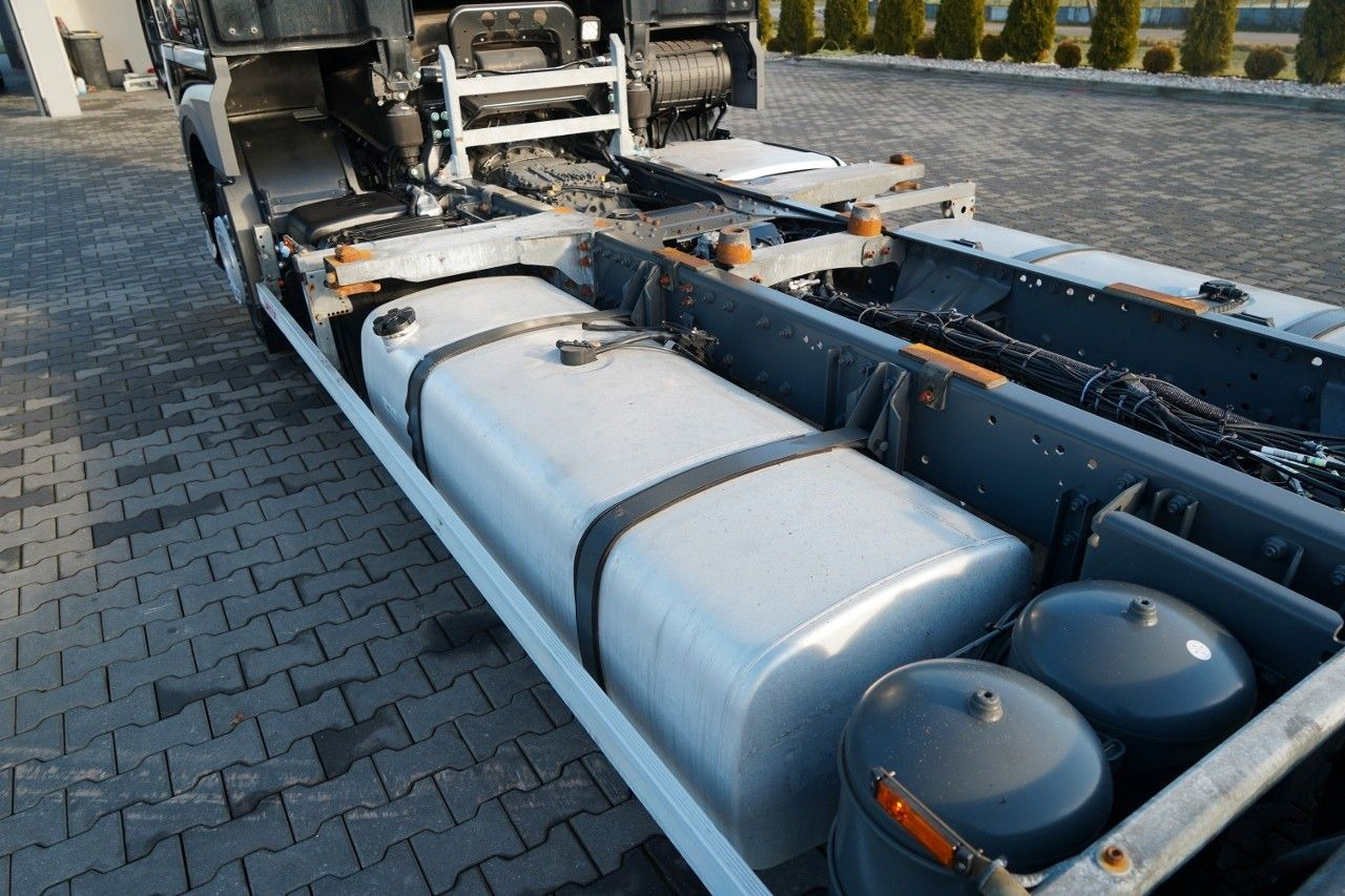 Camion porte-conteneur/ Caisse mobile DAF XF 480 / BDF / 6X2 / ZESTAW TANDEM / SSC / I-PAR: photos 8 Camion porte-conteneur/ Caisse mobile DAF XF 480 / BDF / 6X2 / ZESTAW TANDEM / SSC / I-PAR: photos 8