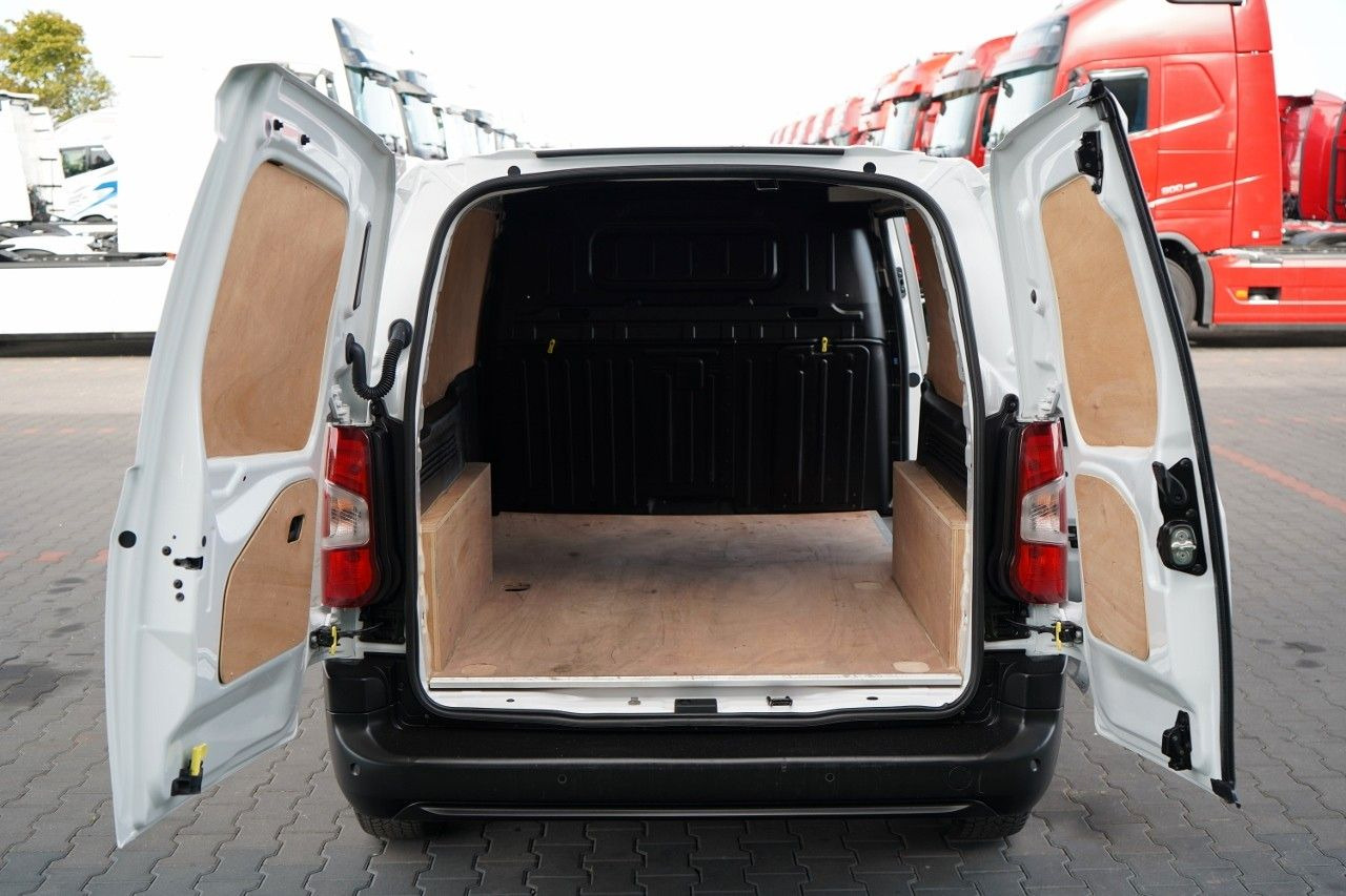 Fiat DOBLO  / FURGON / BLASZAK / 2023 R  / SPROWADZON — crédit-bail Fiat DOBLO  / FURGON / BLASZAK / 2023 R  / SPROWADZON: photos 11
