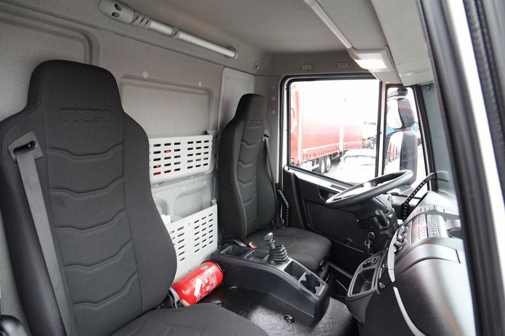 Camion frigorifique Iveco EUROCARGO Iveco EUROCARGO: photos 16