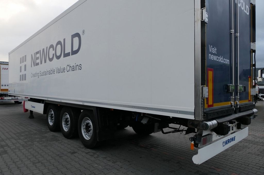 Krone CHŁODNIA / 2017 ROK / CARRIER VECTOR 1550 Krone CHŁODNIA / 2017 ROK / CARRIER VECTOR 1550 - Semi-remorque frigorifique: photos 3 Krone CHŁODNIA / 2017 ROK / CARRIER VECTOR 1550 Krone CHŁODNIA / 2017 ROK / CARRIER VECTOR 1550 - Semi-remorque frigorifique: photos 3