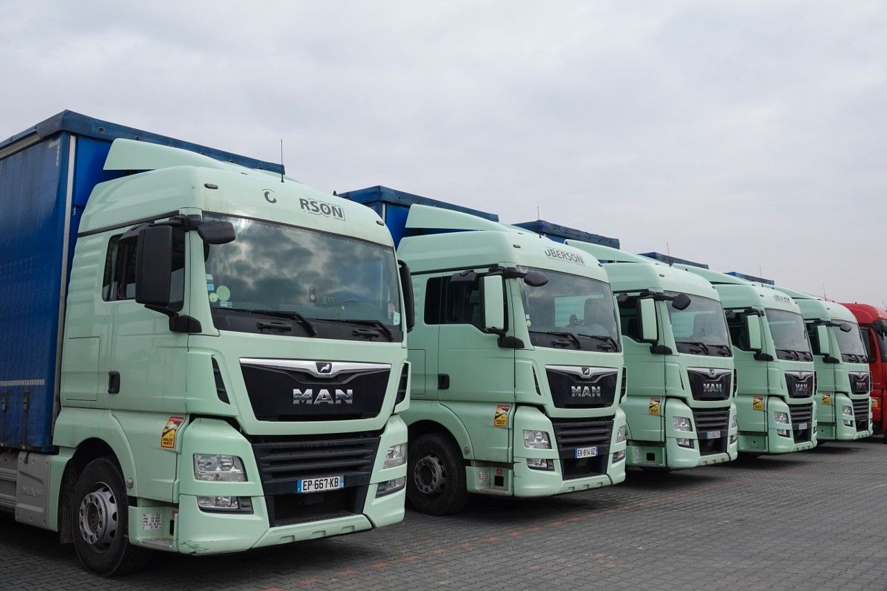 MAN TGX 26.460 / ZESTAW TANDEM PRZEJAZDOWY / 120 M3 - Camion à rideaux coulissants: photos 2 MAN TGX 26.460 / ZESTAW TANDEM PRZEJAZDOWY / 120 M3 - Camion à rideaux coulissants: photos 2