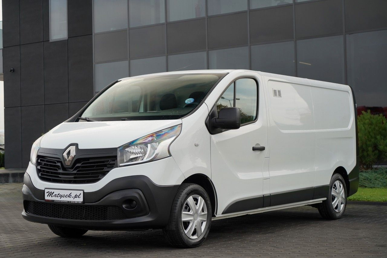 Renault TRAFIC / BLASZAK / ZABUDOWA WARSZTATOWA / MANUA - Fourgonnette: photos 1 Renault TRAFIC / BLASZAK / ZABUDOWA WARSZTATOWA / MANUA - Fourgonnette: photos 1