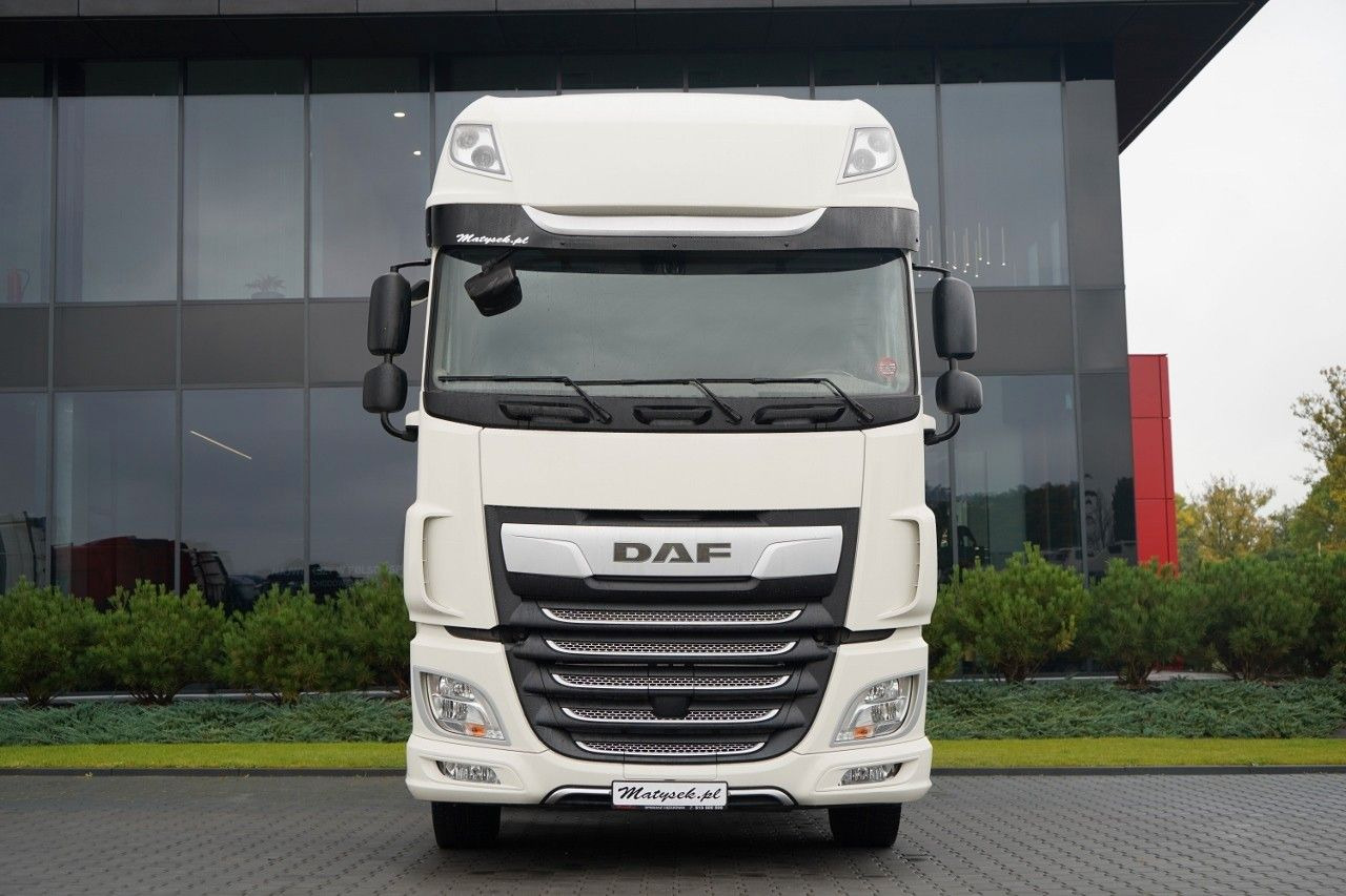 DAF XF 480 / SUPER SPACE CAB / 2021R - Tracteur routier: photos 2 DAF XF 480 / SUPER SPACE CAB / 2021R - Tracteur routier: photos 2