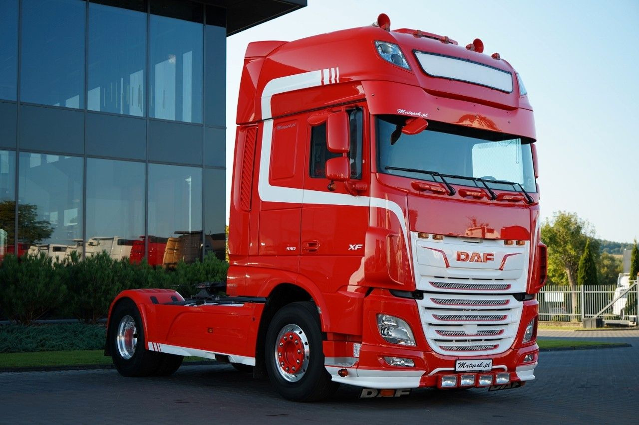 DAF XF 530 / RETARDER / FULL AIRMATIC / SSC / ALUFE - Tracteur routier: photos 1 DAF XF 530 / RETARDER / FULL AIRMATIC / SSC / ALUFE - Tracteur routier: photos 1