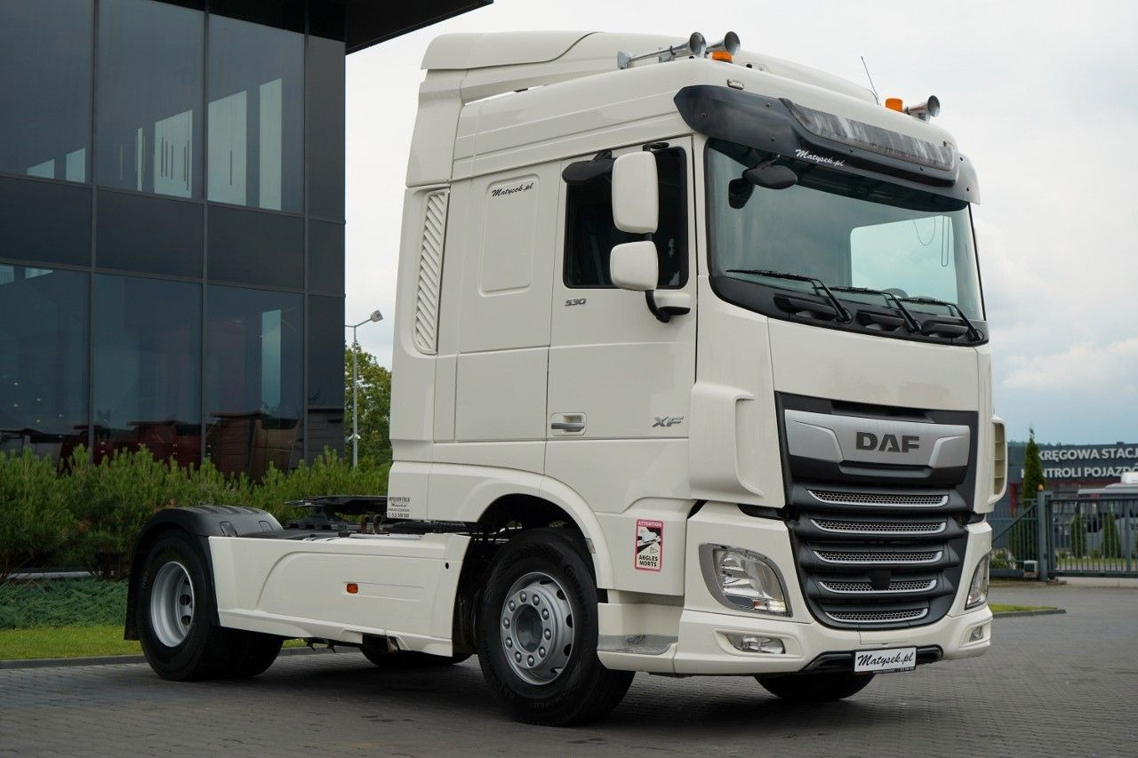 DAF XF 530 / RETARDER / I-PARK COOL / HYDRAULIKA / - Tracteur routier: photos 1 DAF XF 530 / RETARDER / I-PARK COOL / HYDRAULIKA / - Tracteur routier: photos 1