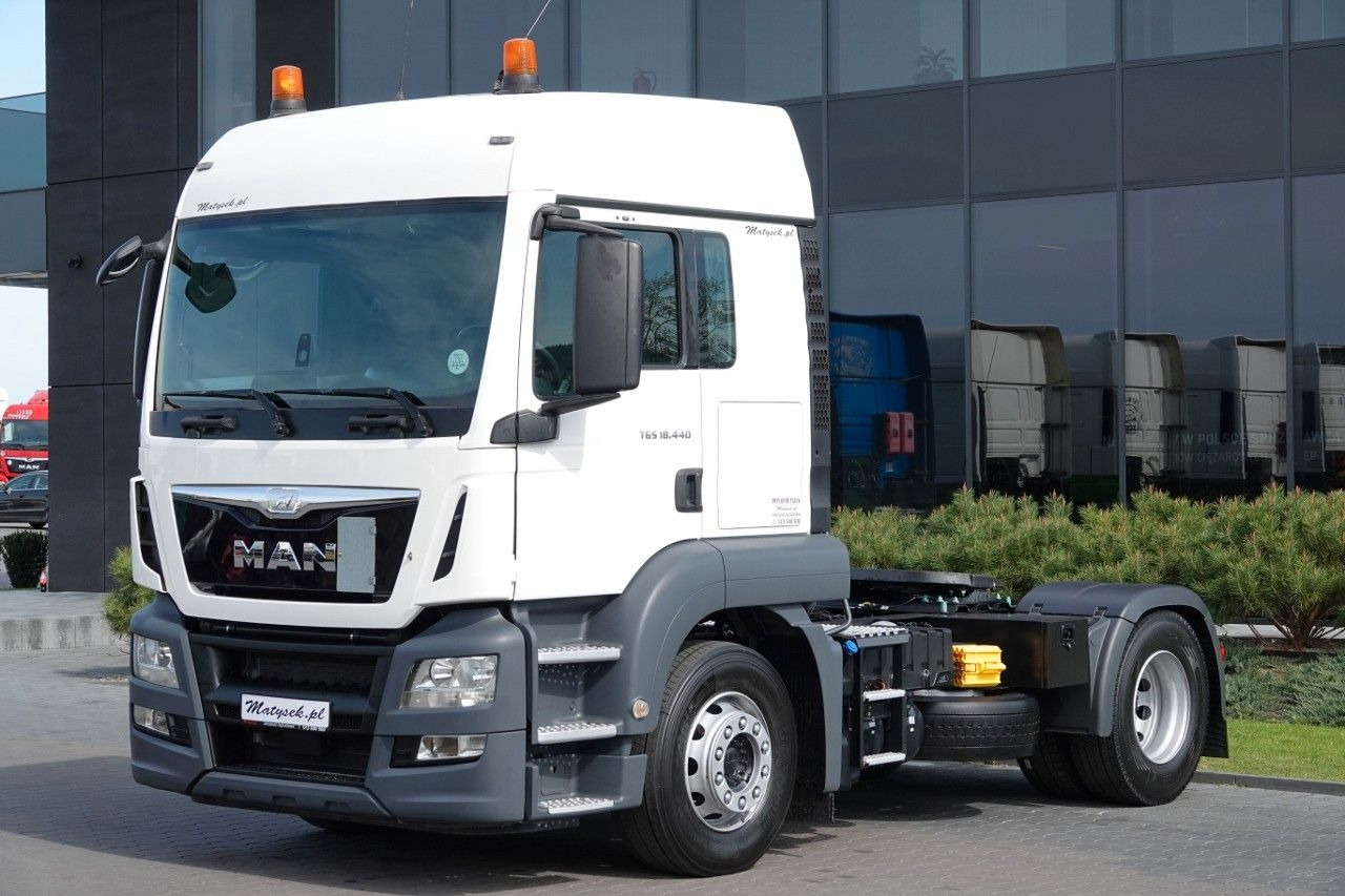 MAN TGX 18.440 / XLX / OPONY 100% / EURO 6 - Tracteur routier: photos 2 MAN TGX 18.440 / XLX / OPONY 100% / EURO 6 - Tracteur routier: photos 2