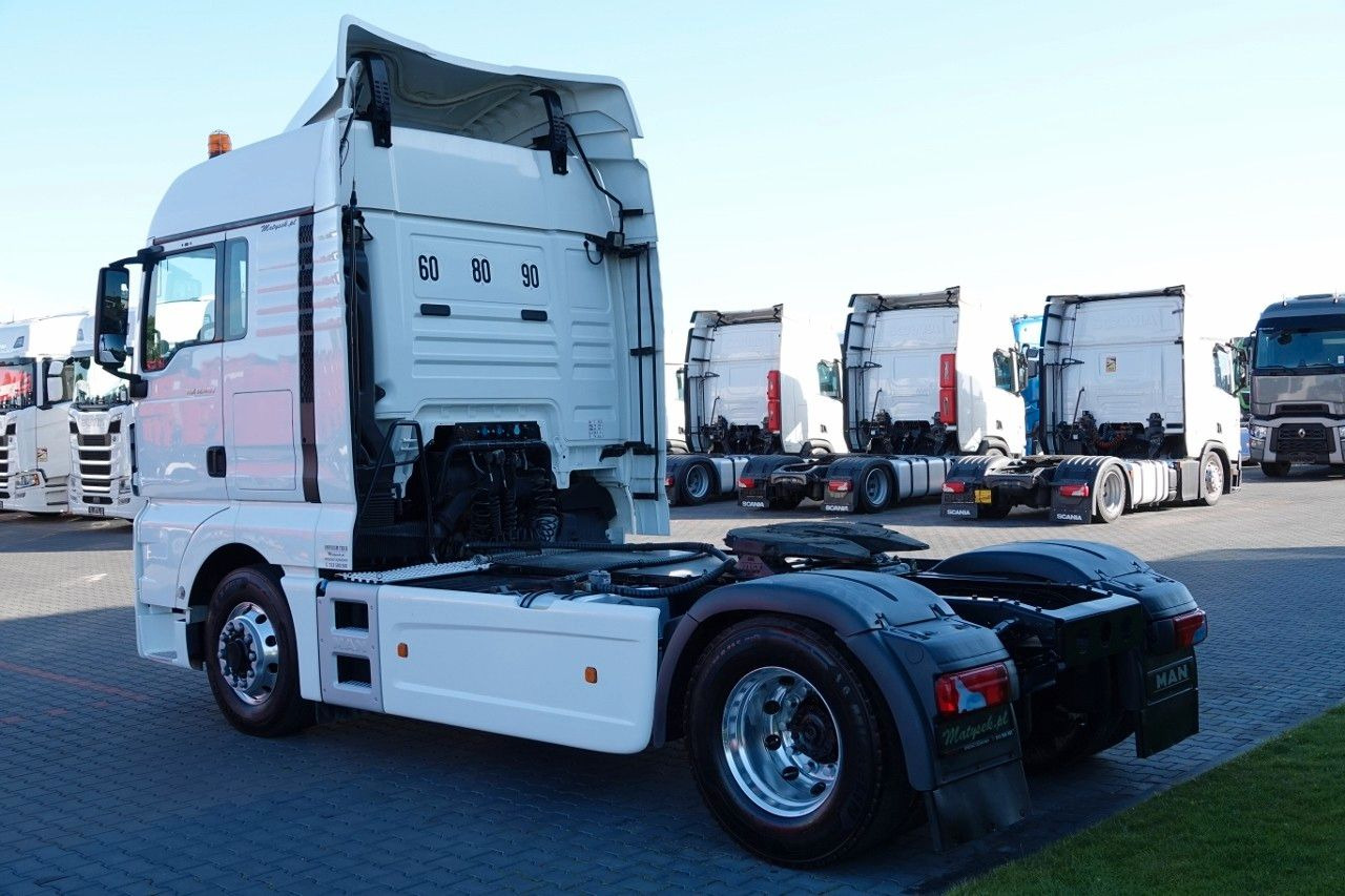 MAN TGX 18.480 / 4x4 / HYDRAULIKA / HYDRODRIVE / EUR MAN TGX 18.480 / 4x4 / HYDRAULIKA / HYDRODRIVE / EUR - Tracteur routier: photos 4 MAN TGX 18.480 / 4x4 / HYDRAULIKA / HYDRODRIVE / EUR MAN TGX 18.480 / 4x4 / HYDRAULIKA / HYDRODRIVE / EUR - Tracteur routier: photos 4