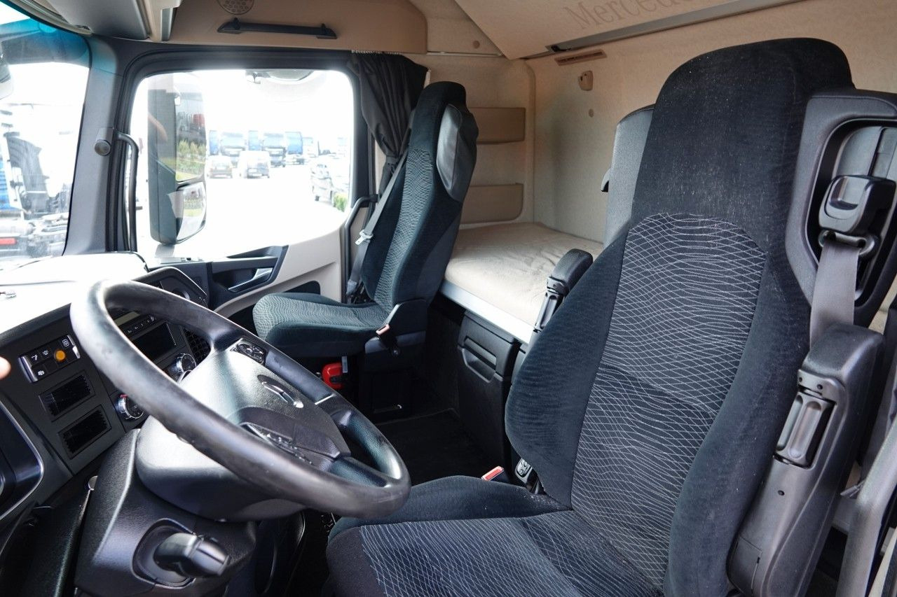 Tracteur routier Mercedes-Benz ACTROS 1845 / STREAM SPACE / 2017 ROK: photos 12