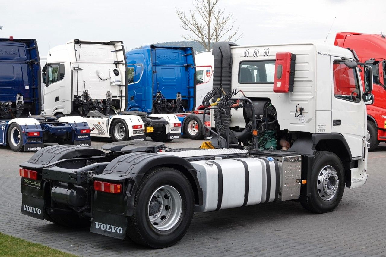 Volvo FM 380 / PEŁNY ADR / MAŁY PRZEBIEG / SPROWADZONY - Tracteur routier: photos 5 Volvo FM 380 / PEŁNY ADR / MAŁY PRZEBIEG / SPROWADZONY - Tracteur routier: photos 5