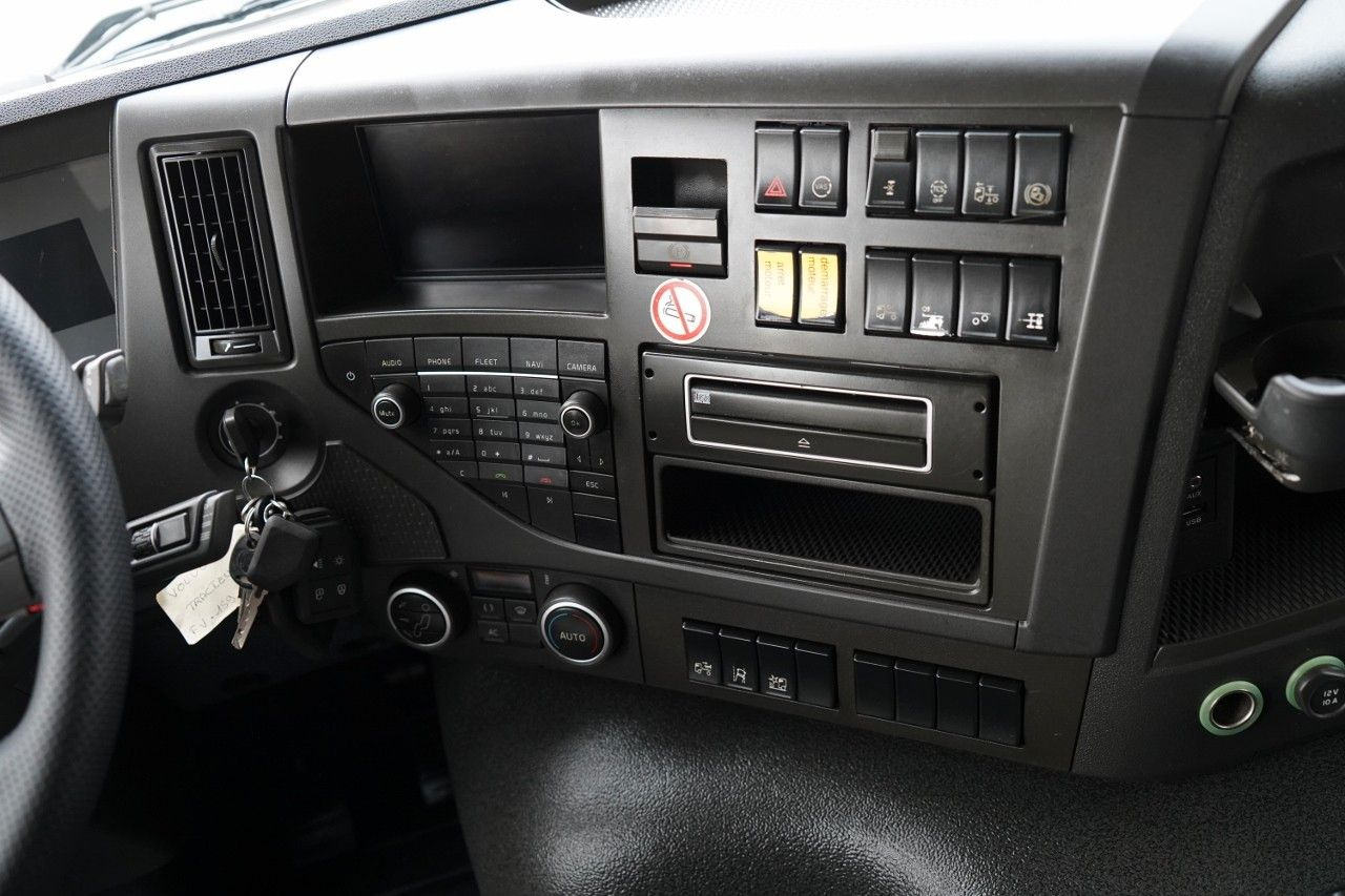 Tracteur routier Volvo FMX 420 /  RETARDER / 13 LITROWY / NISKA KABINA: photos 29 Tracteur routier Volvo FMX 420 /  RETARDER / 13 LITROWY / NISKA KABINA: photos 29