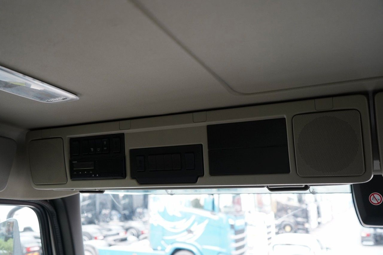 Tracteur routier Volvo FMX 420 /  RETARDER / 13 LITROWY / NISKA KABINA: photos 32 Tracteur routier Volvo FMX 420 /  RETARDER / 13 LITROWY / NISKA KABINA: photos 32