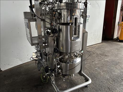 Applikon Pilot System 50L Fermentation system - Machine agroalimentaire: photos 3 Applikon Pilot System 50L Fermentation system - Machine agroalimentaire: photos 3