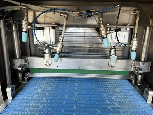 D and D Guillotine cutter - Matériel de boulangerie: photos 4 D and D Guillotine cutter - Matériel de boulangerie: photos 4